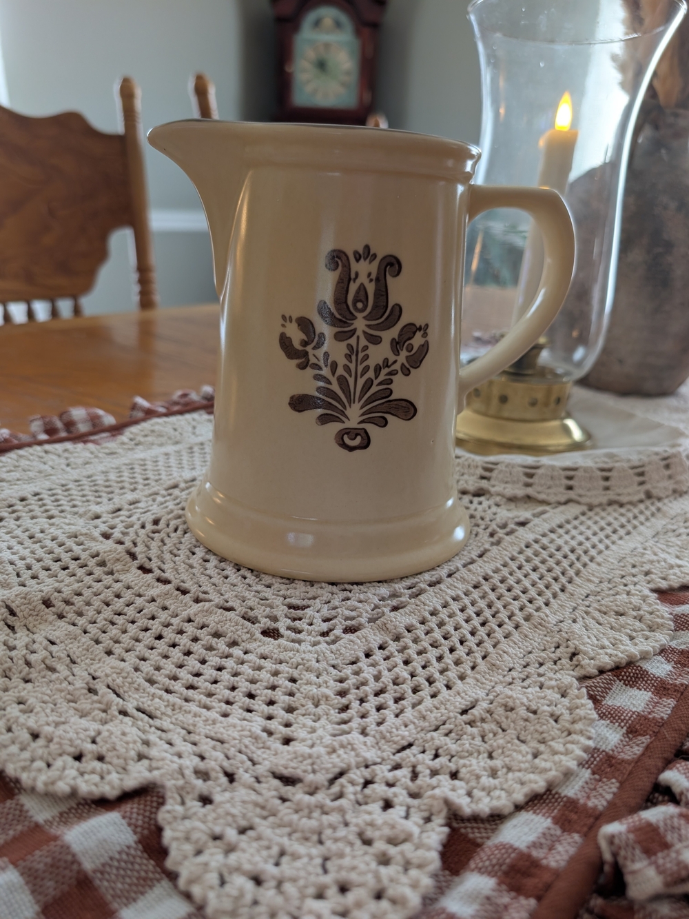 Pfaltzgraff Village 2-quart stoneware water or juice pitcher